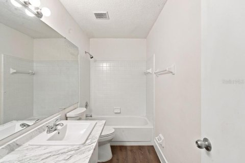 Villa ou maison à vendre à Apopka, Floride: 4 chambres, 148.74 m2 № 2351454 - photo 29
