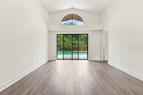 Villa ou maison à vendre à Apopka, Floride: 4 chambres, 148.74 m2 № 2351454 - photo 16