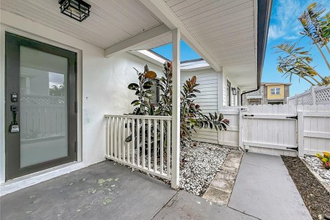 Villa ou maison à louer à Dunedin, Floride: 3 chambres, 151.99 m2 № 2385677 - photo 12