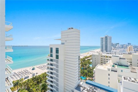 Copropriété à vendre à Miami Beach, Floride: 49.98 m2 № 1940596 - photo 1