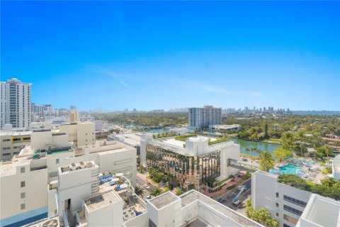 Copropriété à vendre à Miami Beach, Floride: 49.98 m2 № 1940596 - photo 3
