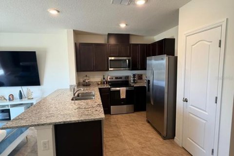 Touwnhouse à louer à Davenport, Floride: 3 chambres, 136.01 m2 № 2098656 - photo 8