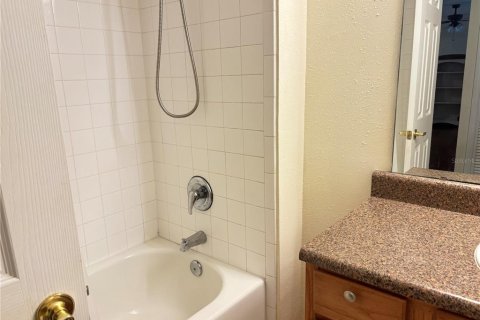 Copropriété à louer à Sarasota, Floride: 2 chambres, 97.45 m2 № 2396610 - photo 18