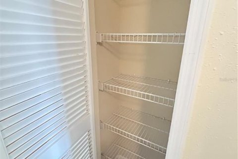 Copropriété à louer à Sarasota, Floride: 2 chambres, 97.45 m2 № 2396610 - photo 23