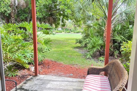 Copropriété à louer à Sarasota, Floride: 2 chambres, 97.45 m2 № 2396610 - photo 11