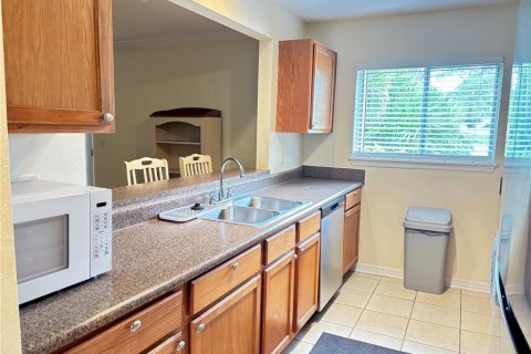 Copropriété à louer à Sarasota, Floride: 2 chambres, 97.45 m2 № 2396610 - photo 5