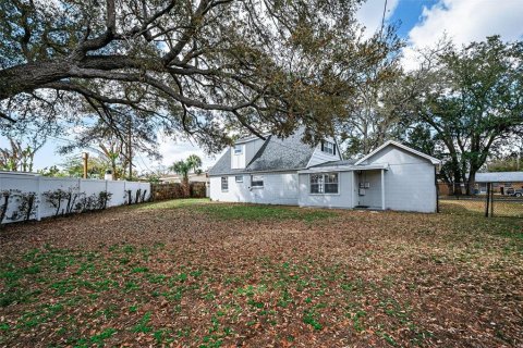 House in Tampa, Florida 4 bedrooms, 153.94 sq.m. № 2093414 - photo 13