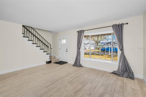House in Tampa, Florida 4 bedrooms, 153.94 sq.m. № 2093414 - photo 23