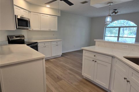 Casa en venta en Inverness, Florida, 3 dormitorios, 157.38 m2 № 2101452 - foto 12