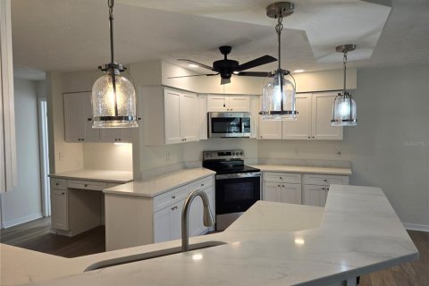 Casa en venta en Inverness, Florida, 3 dormitorios, 157.38 m2 № 2101452 - foto 6