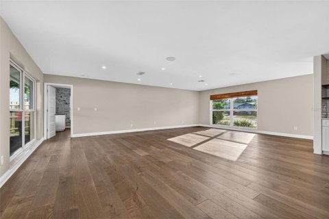 Villa ou maison à vendre à Saint Petersburg, Floride: 3 chambres, 165.74 m2 № 2148266 - photo 6