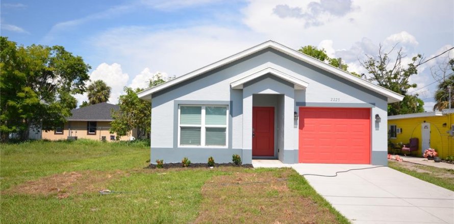 Villa ou maison à Fort Myers, Floride 3 chambres, 110.27 m2 № 2157677
