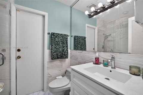 Casa en venta en Miami, Florida, 3 dormitorios, 189.15 m2 № 2382223 - foto 28