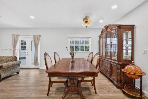 Casa en venta en Miami, Florida, 3 dormitorios, 189.15 m2 № 2382223 - foto 14