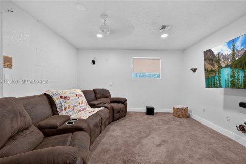 Casa en venta en Miami, Florida, 3 dormitorios, 189.15 m2 № 2382223 - foto 20