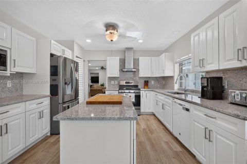 Casa en venta en Miami, Florida, 3 dormitorios, 189.15 m2 № 2382223 - foto 3