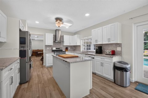 Casa en venta en Miami, Florida, 3 dormitorios, 189.15 m2 № 2382223 - foto 9