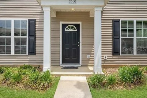 Townhouse in Tallahassee, Florida 3 bedrooms, 109.25 sq.m. № 2212545 - photo 2