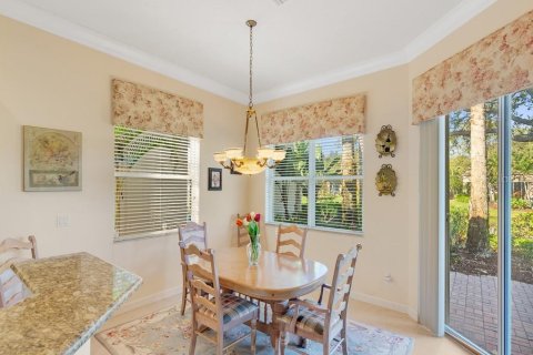 House in Vero Beach, Florida 2 bedrooms, 160.07 sq.m. № 1722776 - photo 11