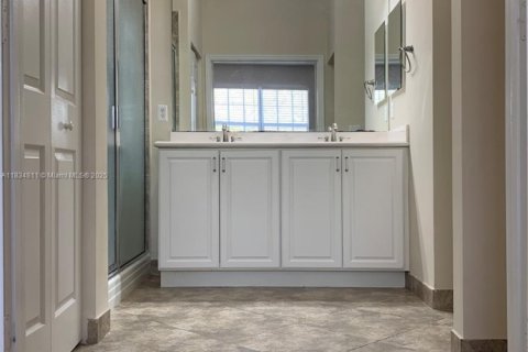 Condo in Tamarac, Florida, 3 bedrooms  № 1855053 - photo 17