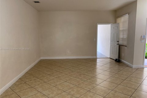 Condo in Tamarac, Florida, 3 bedrooms  № 1855053 - photo 5
