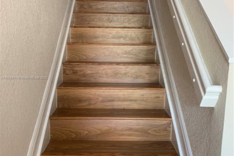 Condo in Tamarac, Florida, 3 bedrooms  № 1855053 - photo 13