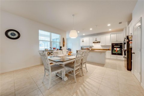 House in Orlando, Florida 3 bedrooms, 265.05 sq.m. № 1548468 - photo 28