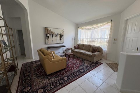 Villa ou maison à louer à Delray Beach, Floride: 2 chambres, 174.93 m2 № 2251527 - photo 3