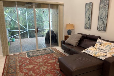 Villa ou maison à louer à Delray Beach, Floride: 2 chambres, 174.93 m2 № 2251527 - photo 10