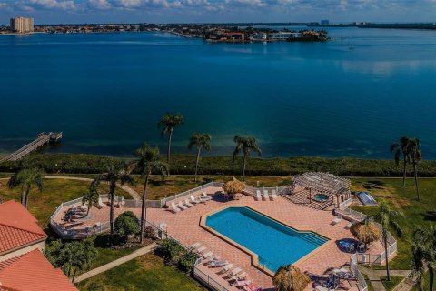 Condominio en venta en Saint Petersburg, Florida, 2 dormitorios, 82.68 m2 № 2339791 - foto 28
