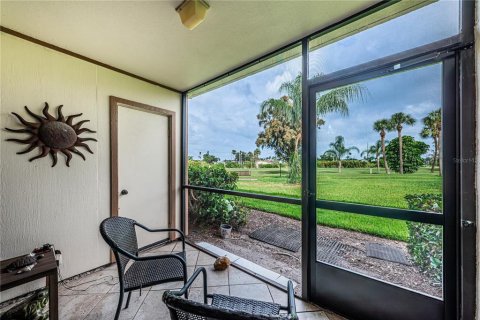Condominio en venta en Saint Petersburg, Florida, 2 dormitorios, 82.68 m2 № 2339791 - foto 22