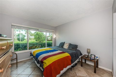 Condominio en venta en Saint Petersburg, Florida, 2 dormitorios, 82.68 m2 № 2339791 - foto 12