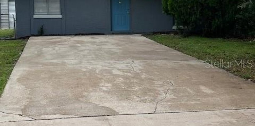 Duplex in Orlando, Florida 2 bedrooms, 80.82 sq.m. № 1837056