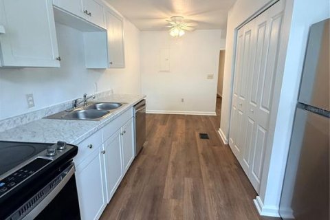 Appartement à louer à DeLand, Floride: 3 chambres, 89.19 m2 № 2295241 - photo 3