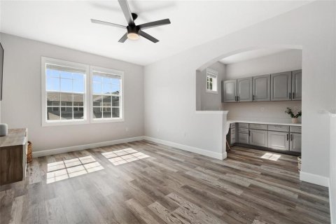 Townhouse in Oviedo, Florida 3 bedrooms, 172.8 sq.m. № 2238232 - photo 25