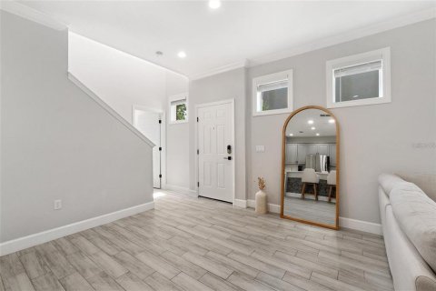 Townhouse in Oviedo, Florida 3 bedrooms, 172.8 sq.m. № 2238232 - photo 7