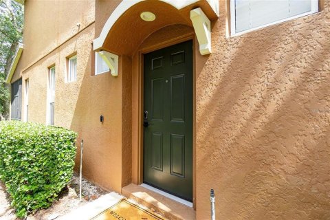 Townhouse in Oviedo, Florida 3 bedrooms, 172.8 sq.m. № 2238232 - photo 3