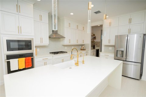 Casa en venta en Oakland, Florida, 5 dormitorios, 351.26 m2 № 2433196 - foto 8