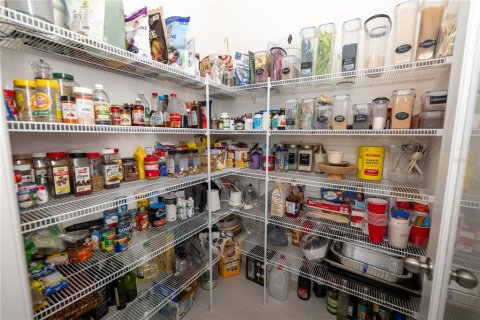 Casa en venta en Oakland, Florida, 5 dormitorios, 351.26 m2 № 2433196 - foto 9