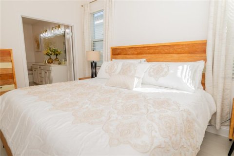 Casa en venta en Oakland, Florida, 5 dormitorios, 351.26 m2 № 2433196 - foto 13