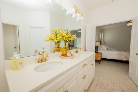 Casa en venta en Oakland, Florida, 5 dormitorios, 351.26 m2 № 2433196 - foto 15