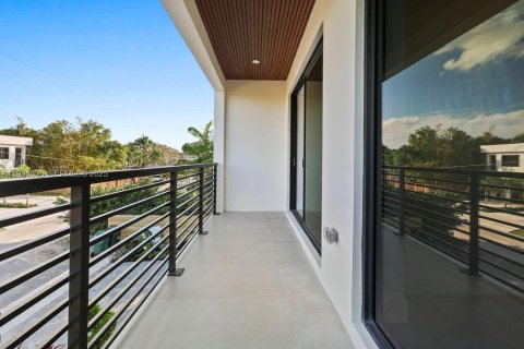 Townhouse in Fort Lauderdale, Florida 3 bedrooms № 1993982 - photo 20