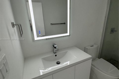 Condo in Sunny Isles Beach, Florida, 1 bedroom  № 2002968 - photo 20