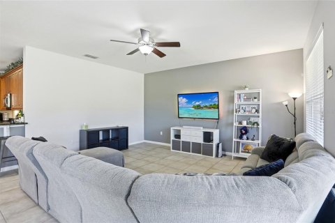 Villa ou maison à vendre à Davenport, Floride: 4 chambres, 214.14 m2 № 2405262 - photo 6