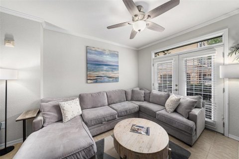 Condo in Tampa, Florida, 1 bedroom  № 1747428 - photo 4