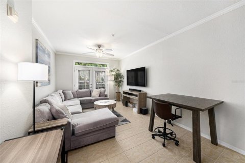 Condo in Tampa, Florida, 1 bedroom  № 1747428 - photo 2