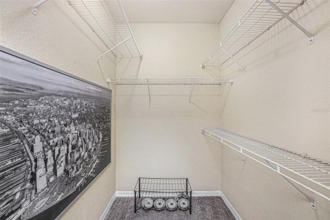 Condo in Tampa, Florida, 1 bedroom  № 1747428 - photo 15