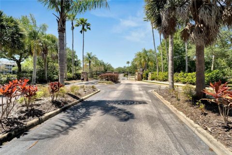 Adosado en venta en Brandon, Florida, 2 dormitorios, 146.23 m2 № 2150200 - foto 4