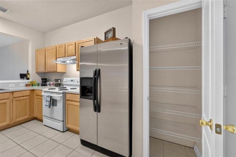 Adosado en venta en Brandon, Florida, 2 dormitorios, 146.23 m2 № 2150200 - foto 30