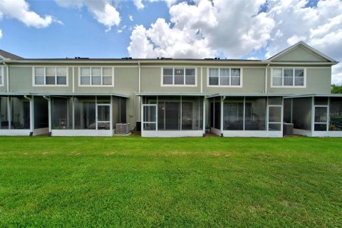 Adosado en venta en Brandon, Florida, 2 dormitorios, 146.23 m2 № 2150200 - foto 10